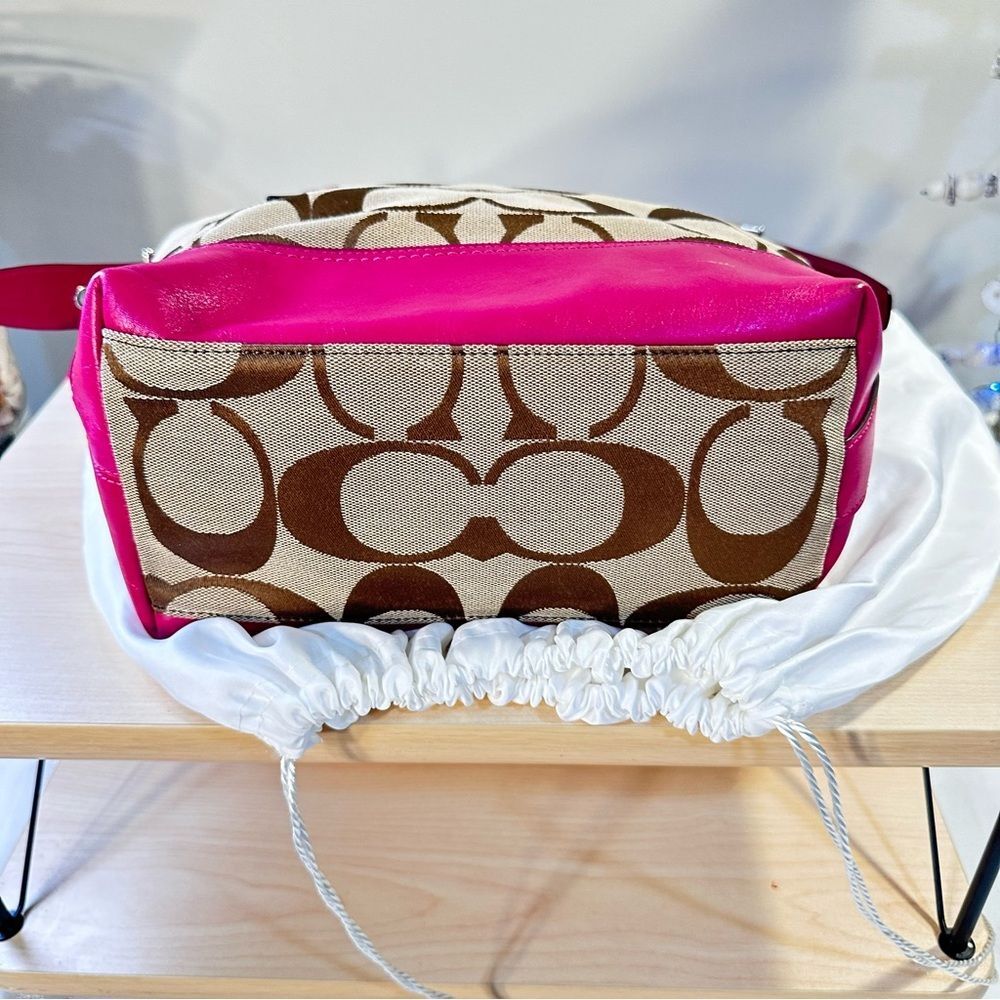 COACH Signature Tan And Pink Stripe Shoulder Bag Purse - Picture 11 of 16
